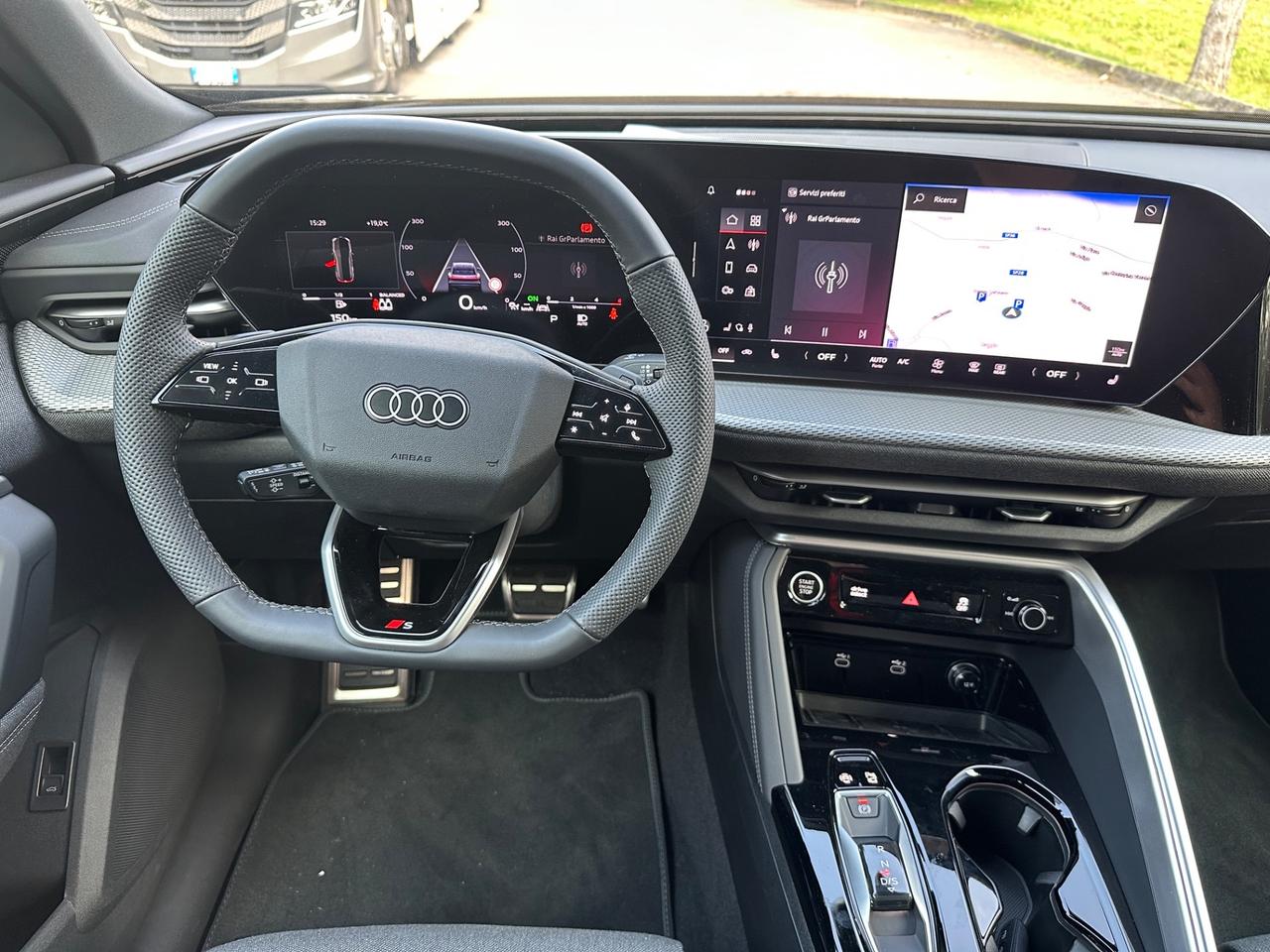 Audi Q5 TDi 150 kW mHEV+ S tronic quattro line edition