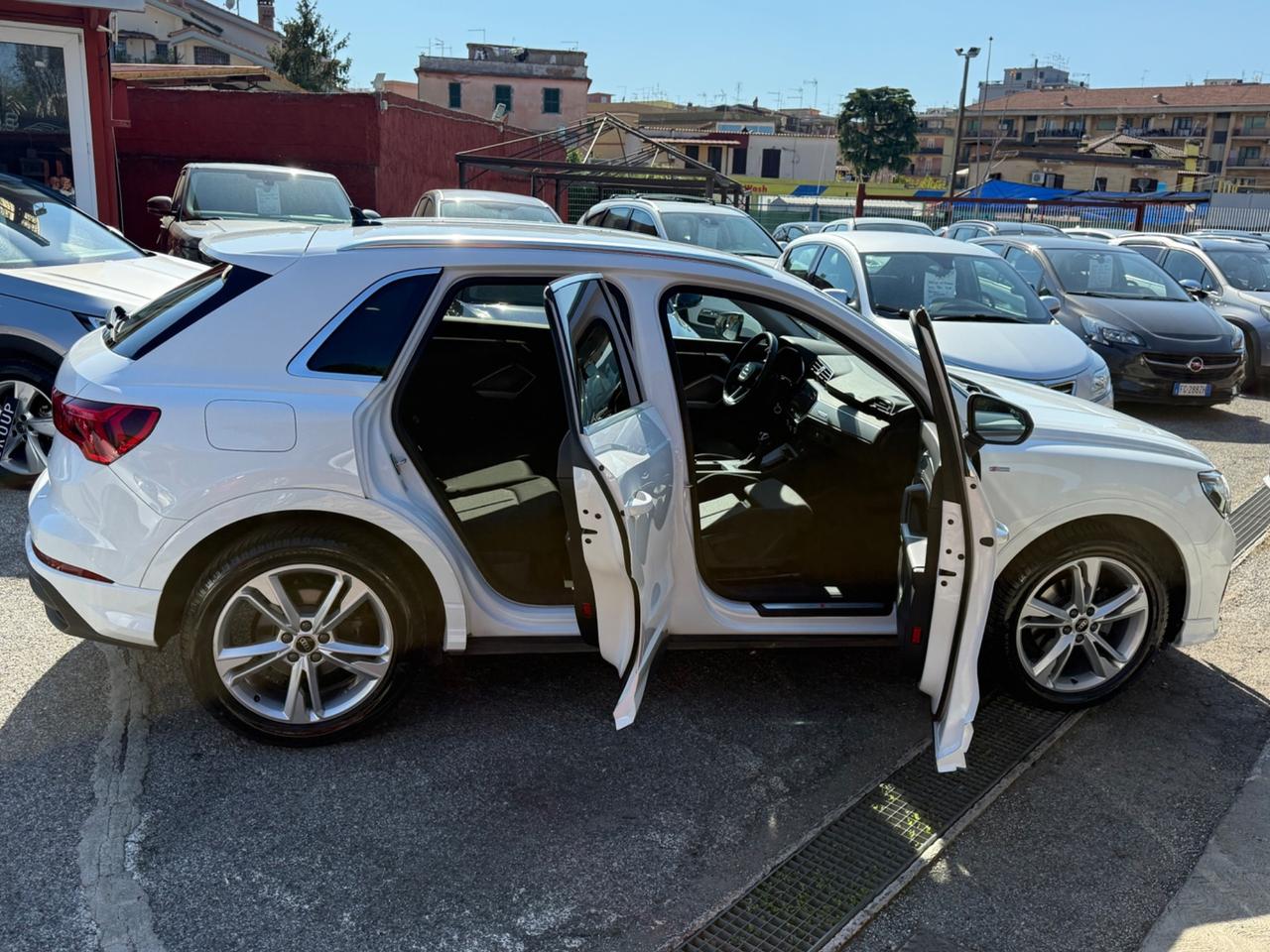 Q3 35 TFSI S tronic-S-line -unipro-rate-garanzia-