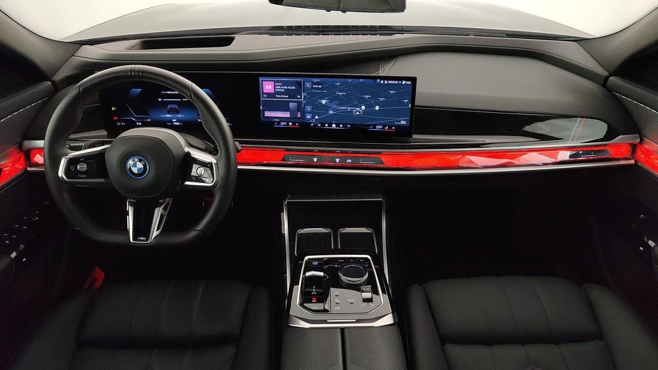 BMW Serie 7 G70 - i7 xdrive60 MSport