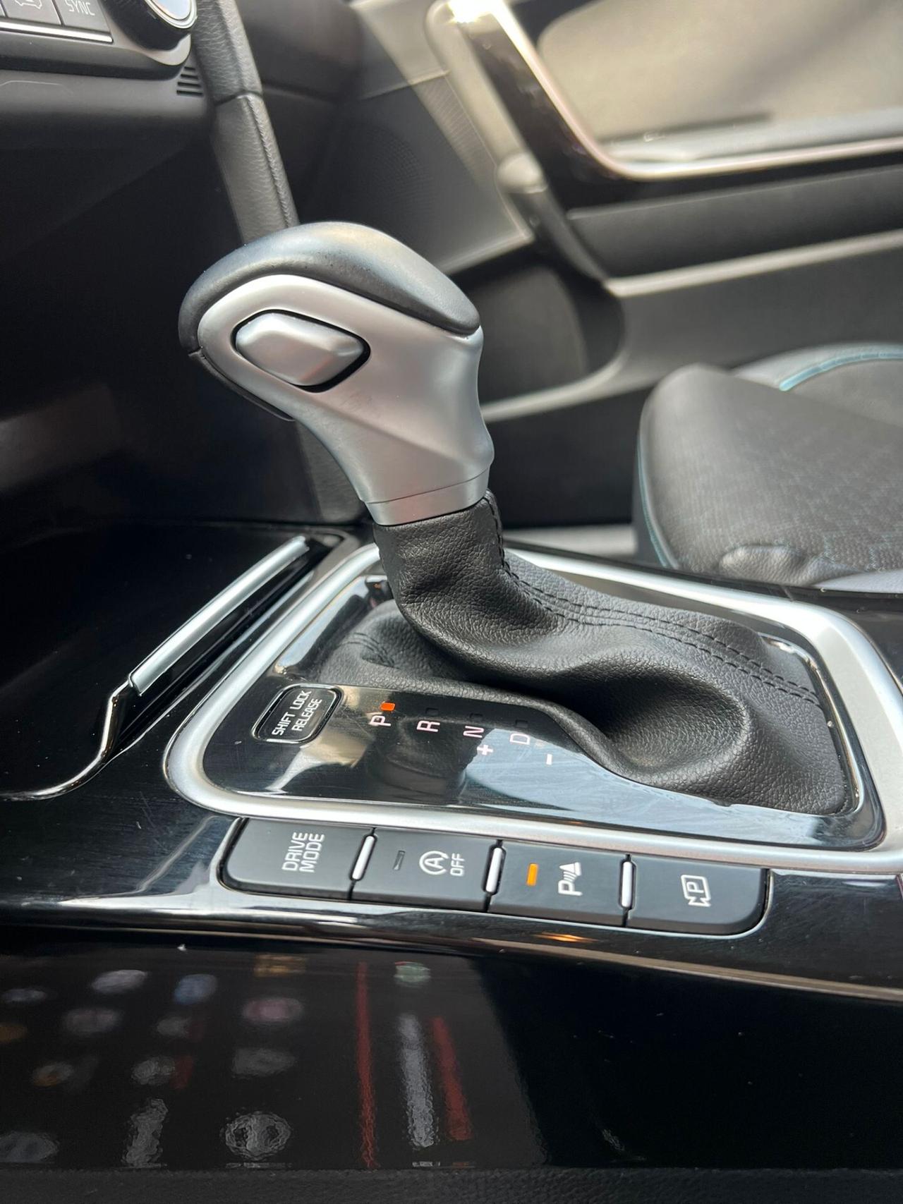 Kia XCeed 1.6 CRDi 136 CV MHEV DCT Business