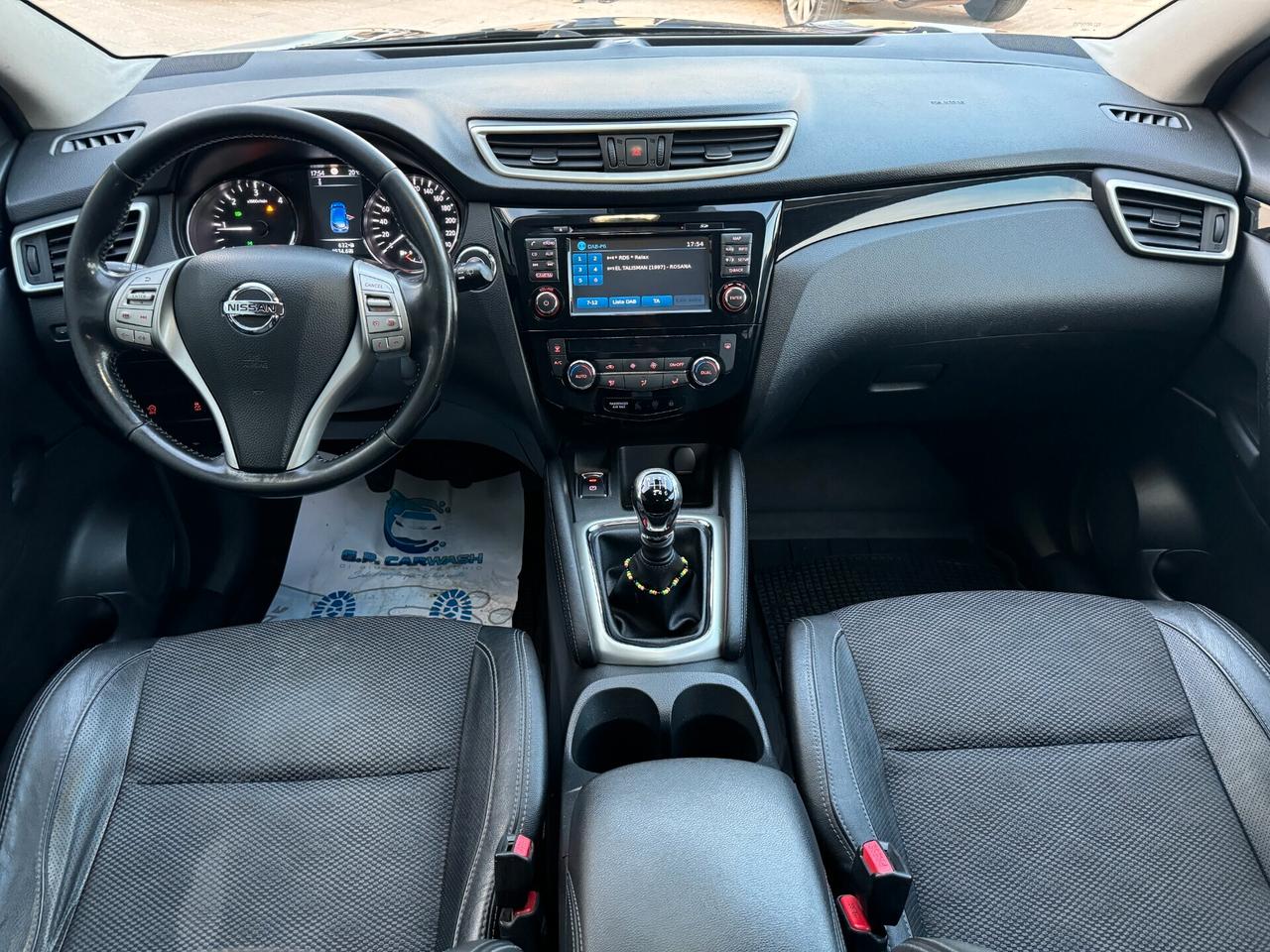 NISSAN QASHQAI 1.6 DCI 130CV TEKNA 2015