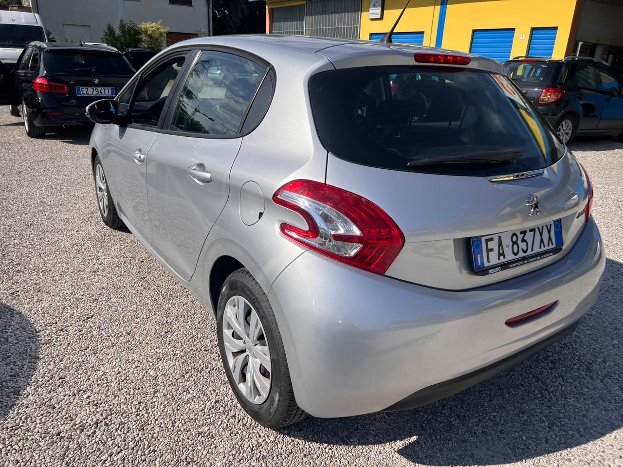 Peugeot 208 1.4 95 CV