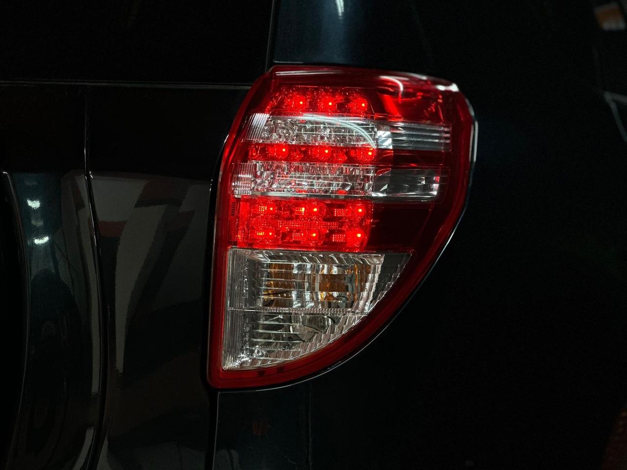 Toyota RAV 4 2.2 D-4D Exclusive #10902