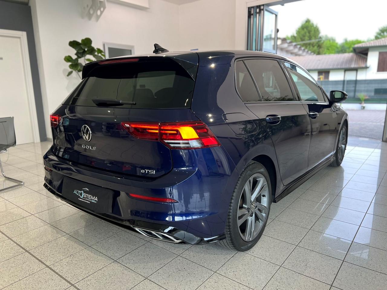 VOLKSWAGEN Golf VIII 2020 1.5 etsi evo R-Line 150cv dsg