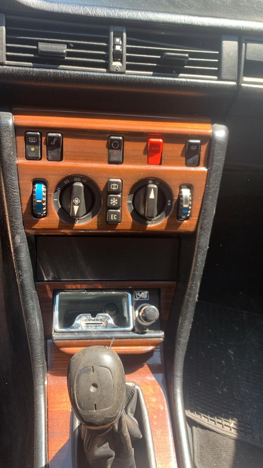 Mercedes-benz 250 250D