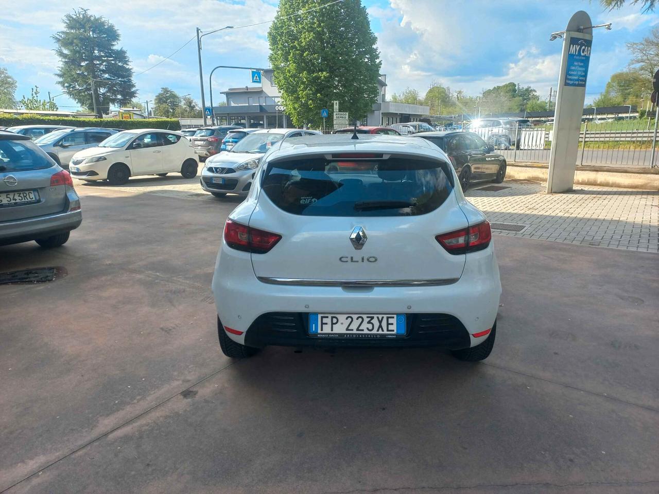 Renault Clio TCe 12V 90 CV Start&Stop 5 porte Energy Duel