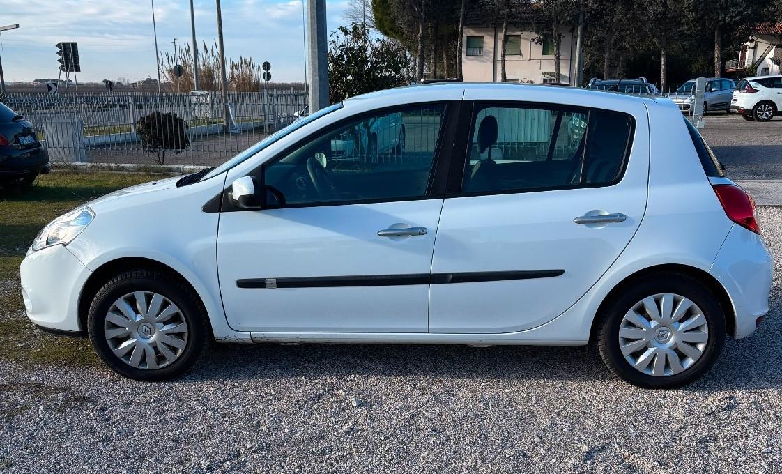 Renault Clio 1.2 16V 5 porte GPL Dynamique