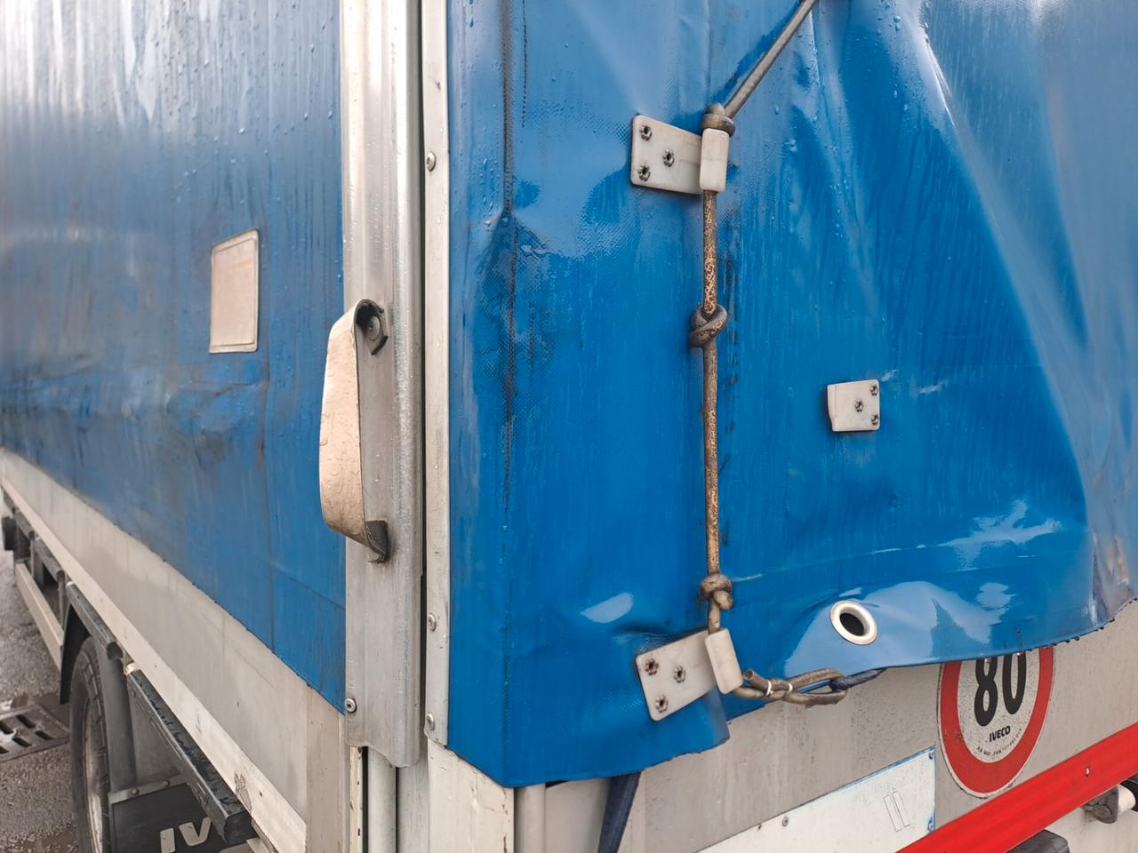 IVECO DAILY CENTINATO 3.0 *PATENTE C* 70C17