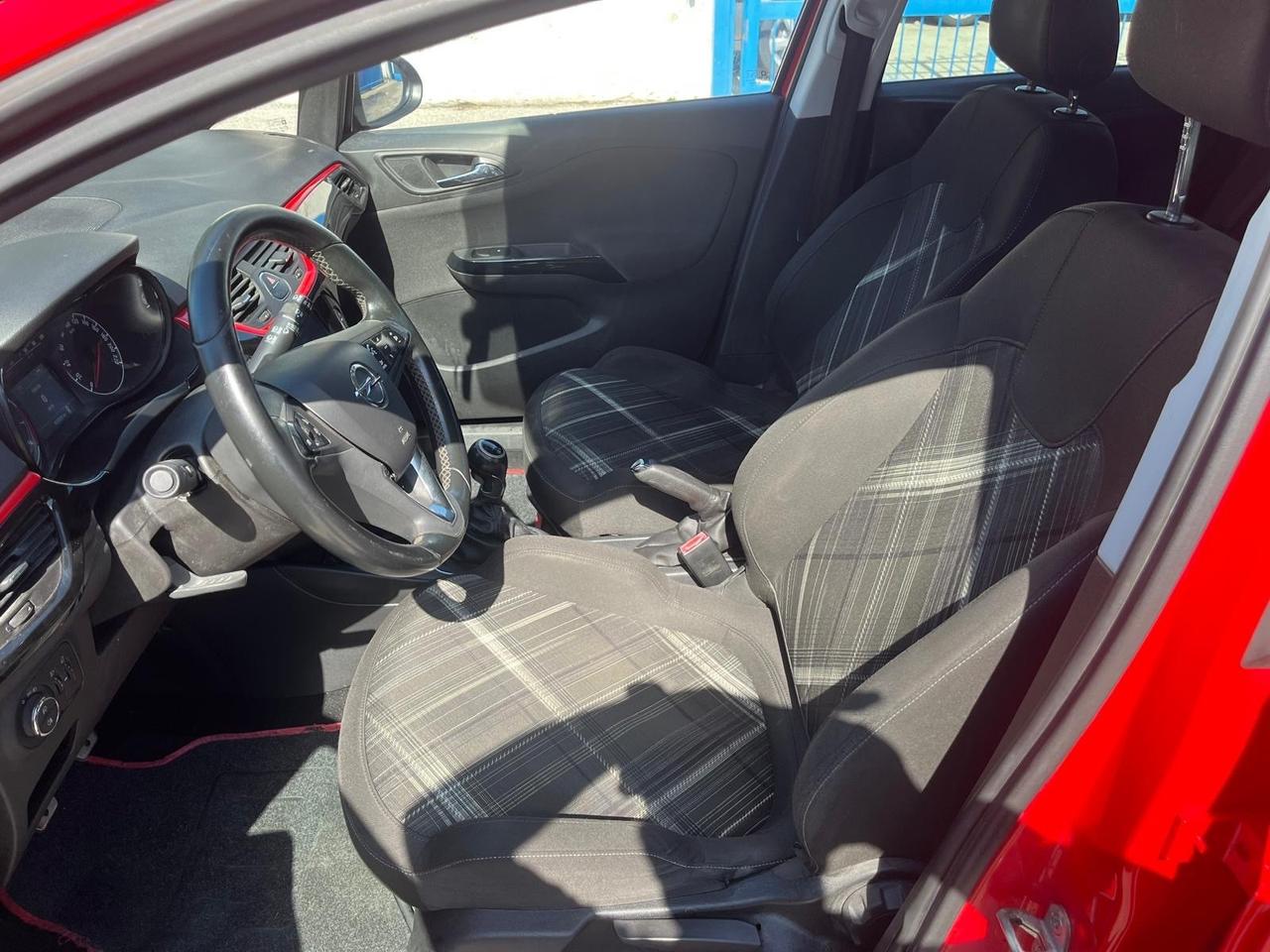 Opel corsa 5P- 5 serie - 1.4 gpl -full-2017