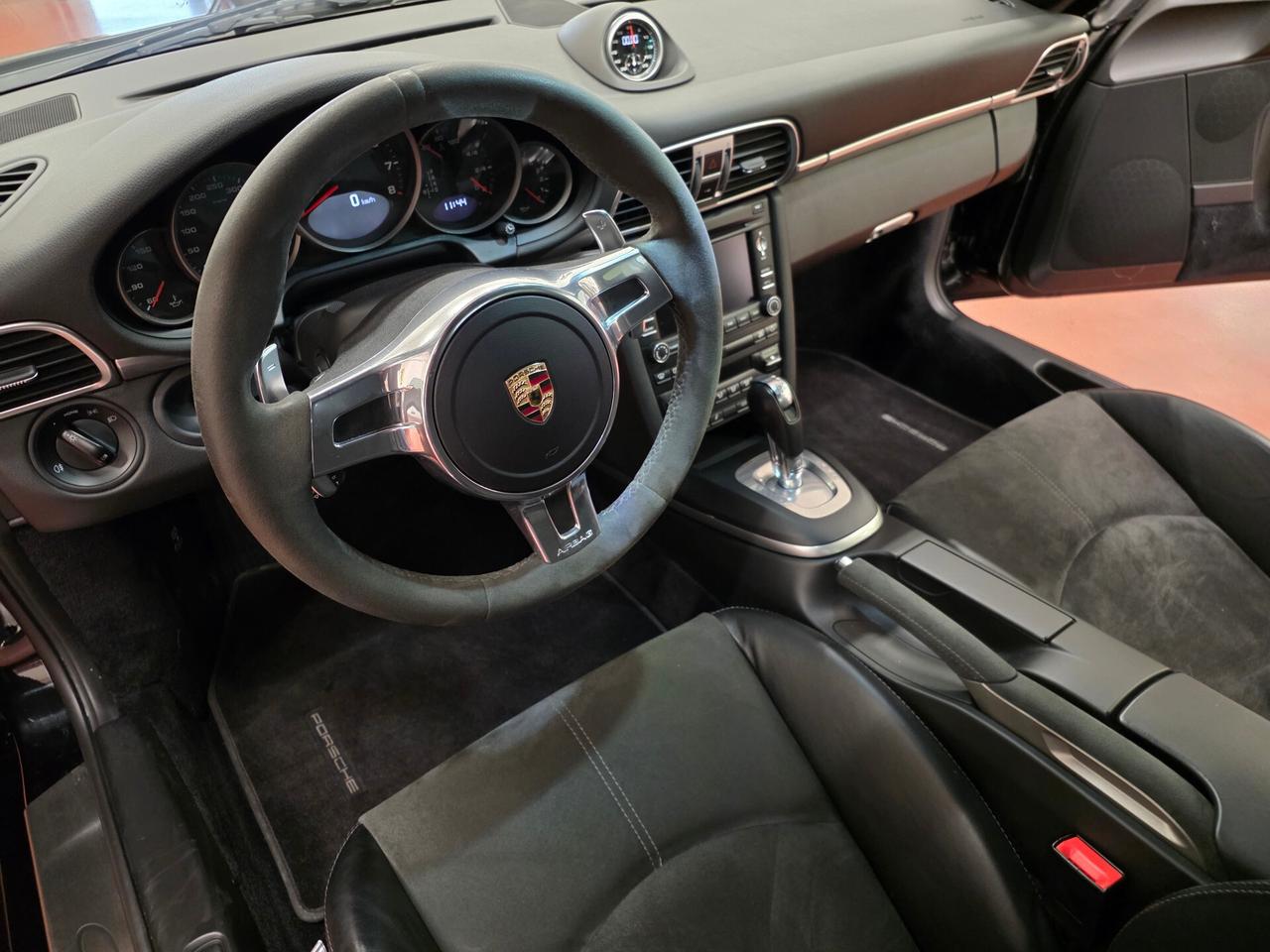 Porsche 911 Carrera GTS PDK