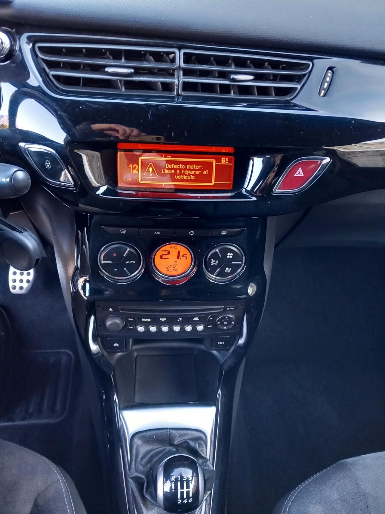 DS3 3 1.6 THP 155 Just Black