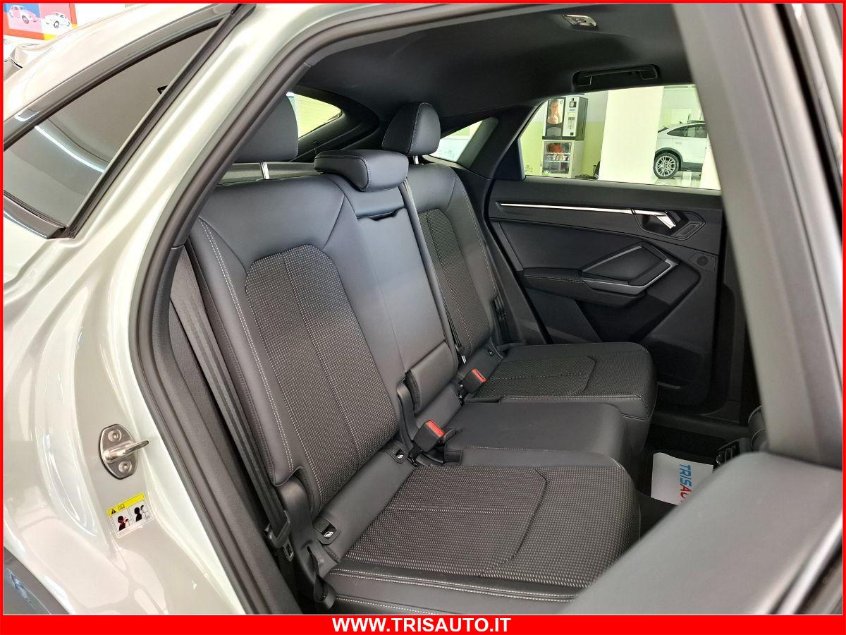 AUDI Q3 SPB 40 2.0 TDI S-Tronic Quattro S-Line Black Identity (TETTO PANORAMICO APRIBILE)