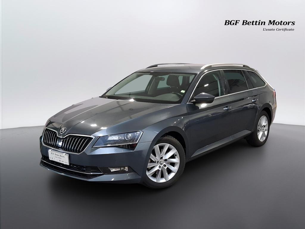 Skoda Superb Wagon 2.0 tdi Executive 150cv dsg my17
