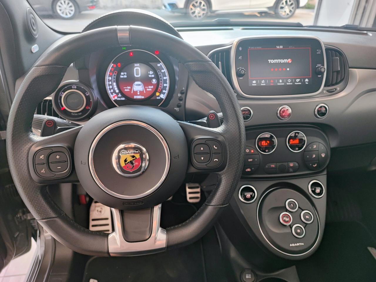 Abarth 595 1.4 Turbo T-Jet Turismo FULL OPTIONAL
