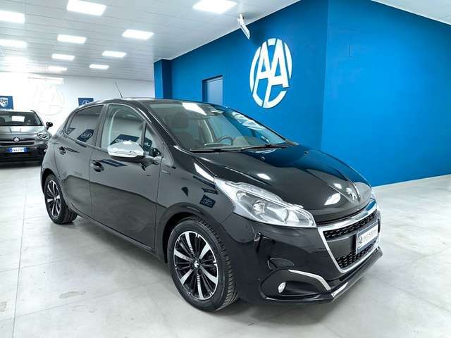 Peugeot 208 1.5 BLUEHDI 100 CV ALLURE KM 48000!!!