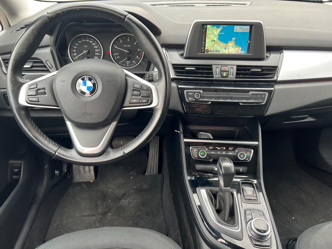 Bmw 218d 150cv 7 posti Advantage 2016