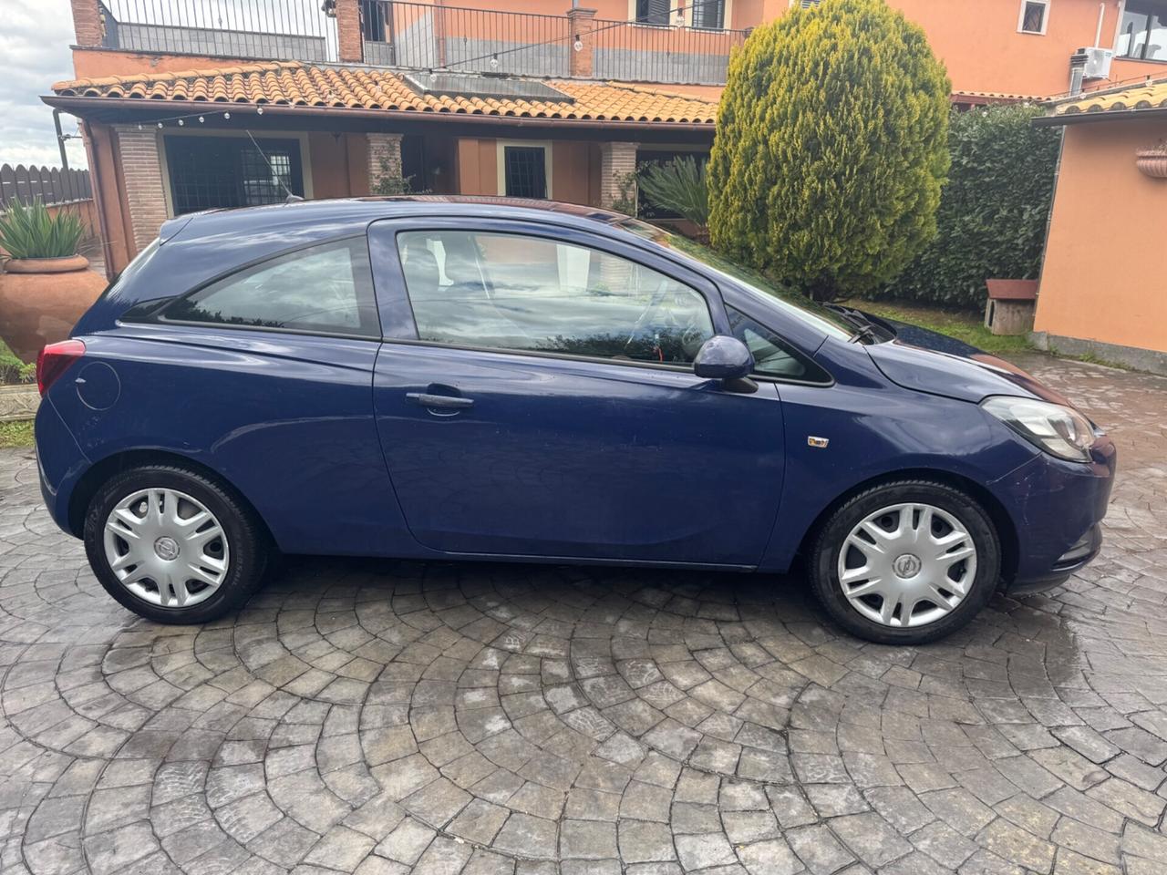 Opel Corsa 1.4 GPL Tech N-Joy - POCHI KM