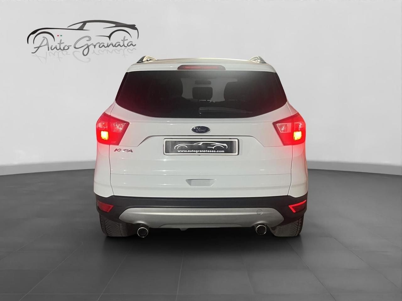 Ford Kuga 1.5 tdci 120cv Titanium IMPECCABILE