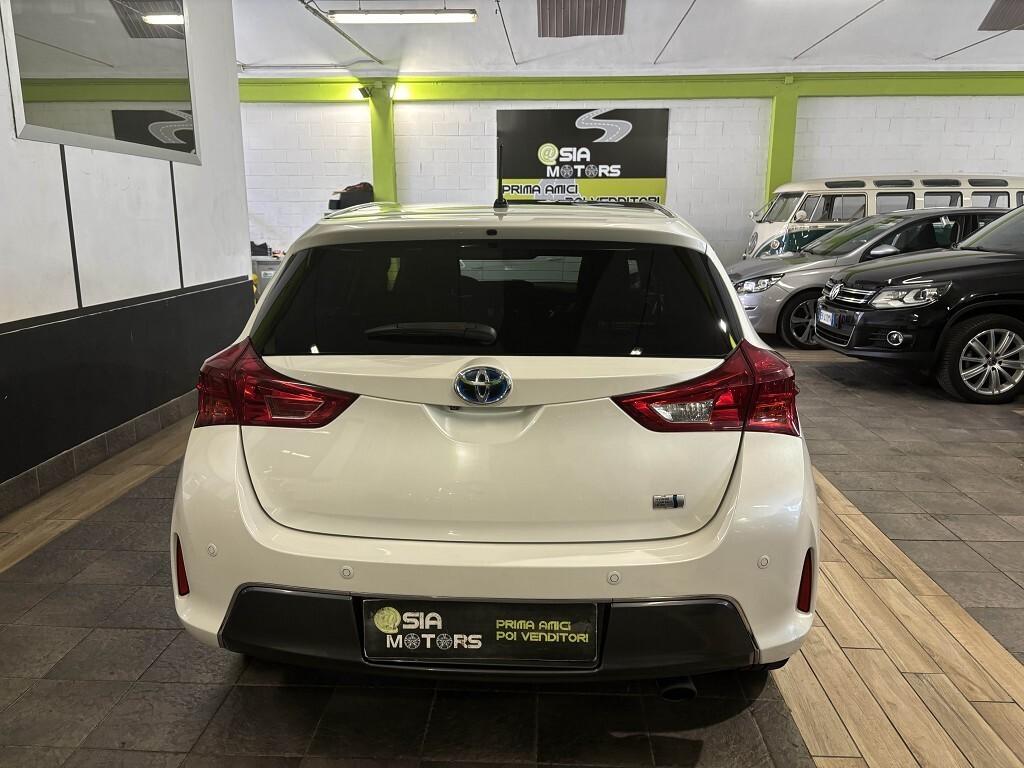 TOYOTA AURIS HYBRID 1.8 EXECUTIVE