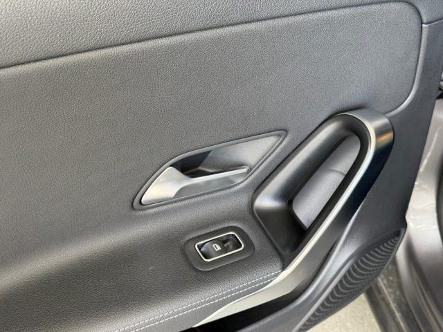 MERCEDES-BENZ A 180 d Automatic Sport