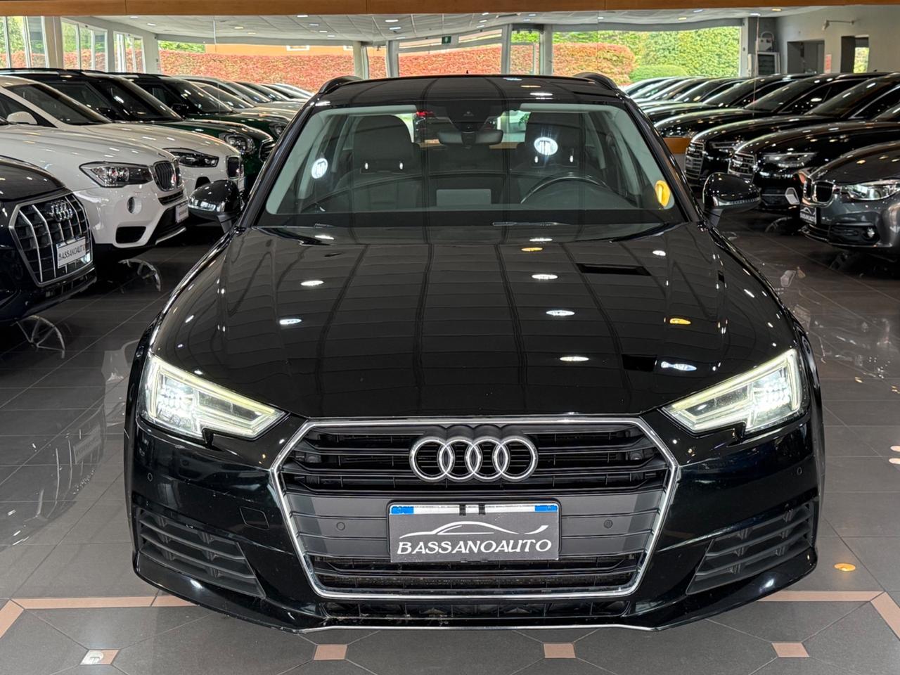 Audi A4 Avant 30 TDI S tronic Sport