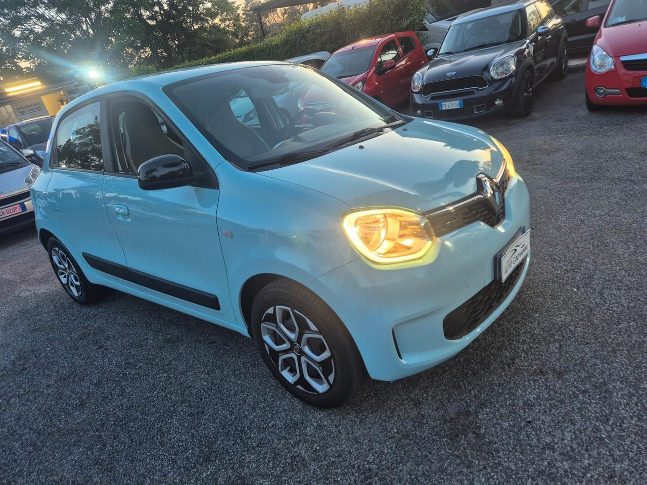 Renault Twingo SCe 65 CV Urban Night