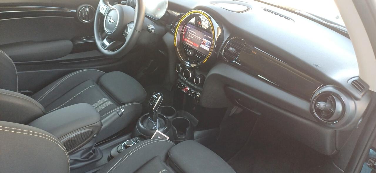 Mini 2.0 Cooper S Resolute