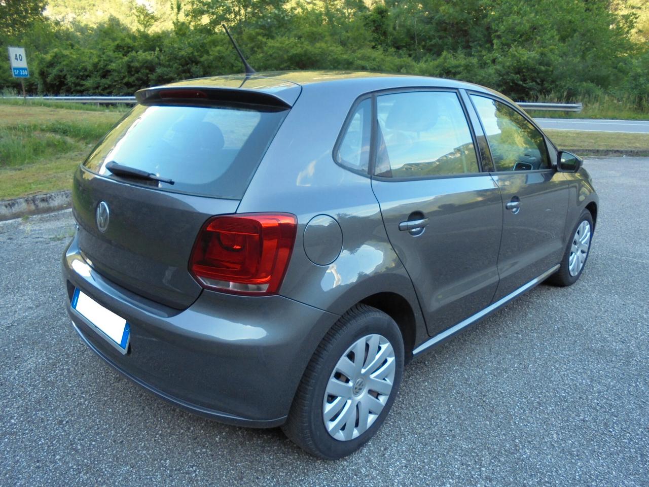 VOLKSWAGEN POLO 1.2 70CV COMFORTLINE 5P UNIPROPRIETARIO NEOPATENTATI