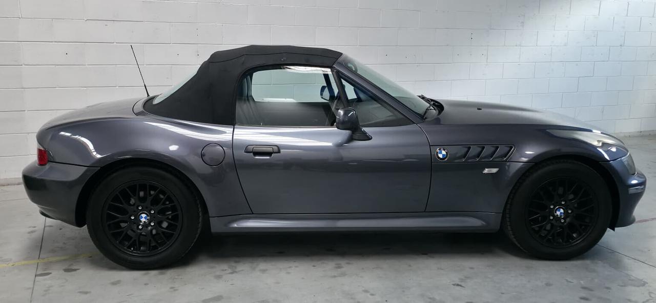 Bmw Z3 1.9 Stahl-Grau
