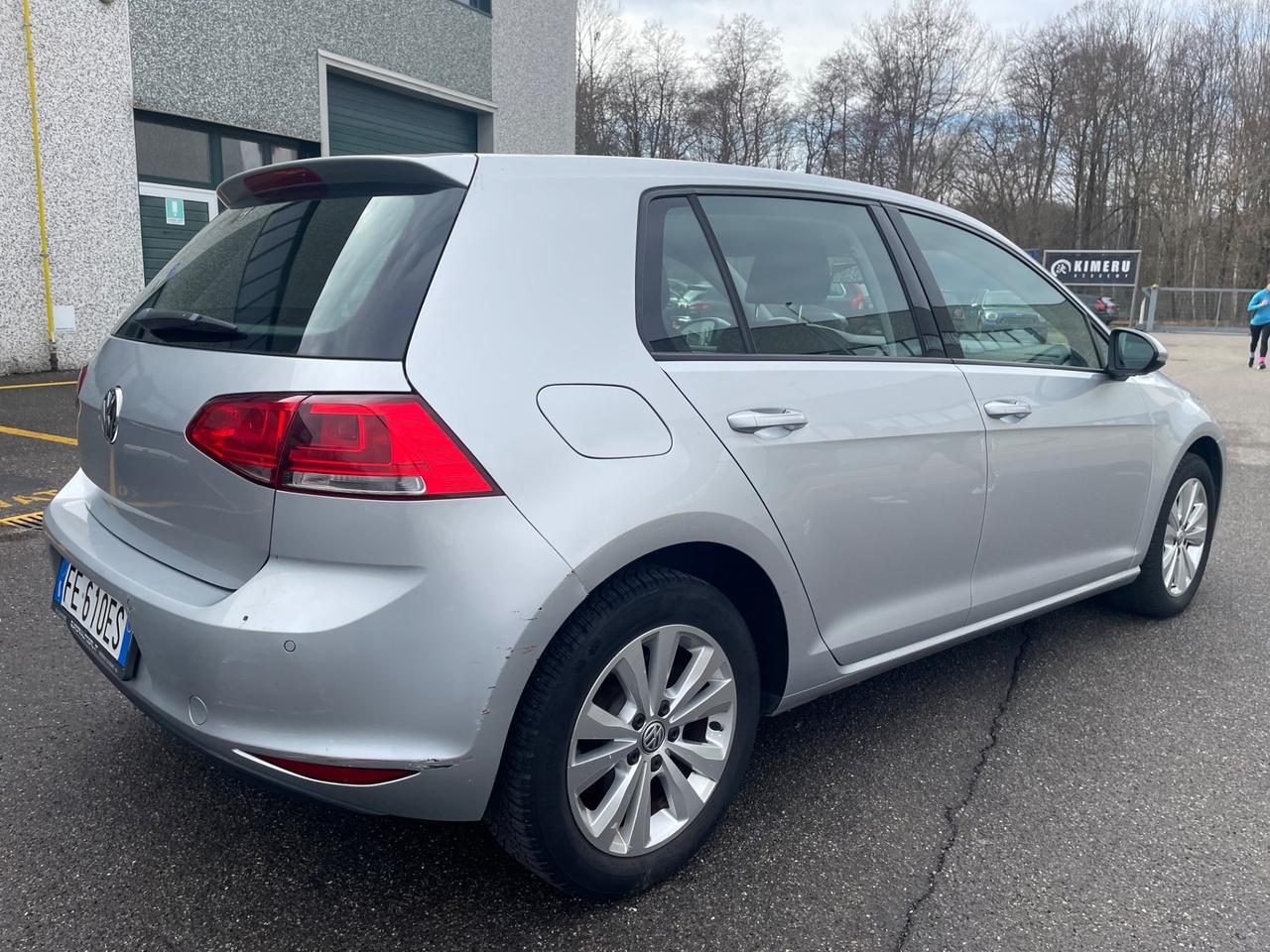 Volkswagen Golf 1.6 TDI 110 CV*Automatik*Neopatentati*