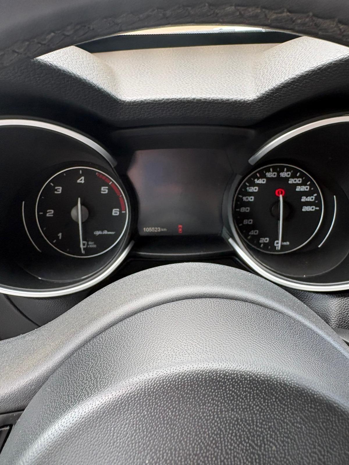 Alfa Romeo Stelvio 2.2 Turbodiesel 210 CV AT8 Q4 Executive