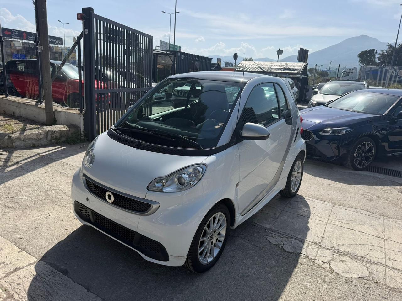 Smart ForTwo 1000 52 kW coupé pure