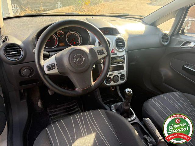 OPEL Corsa 1.2 3 porte Club