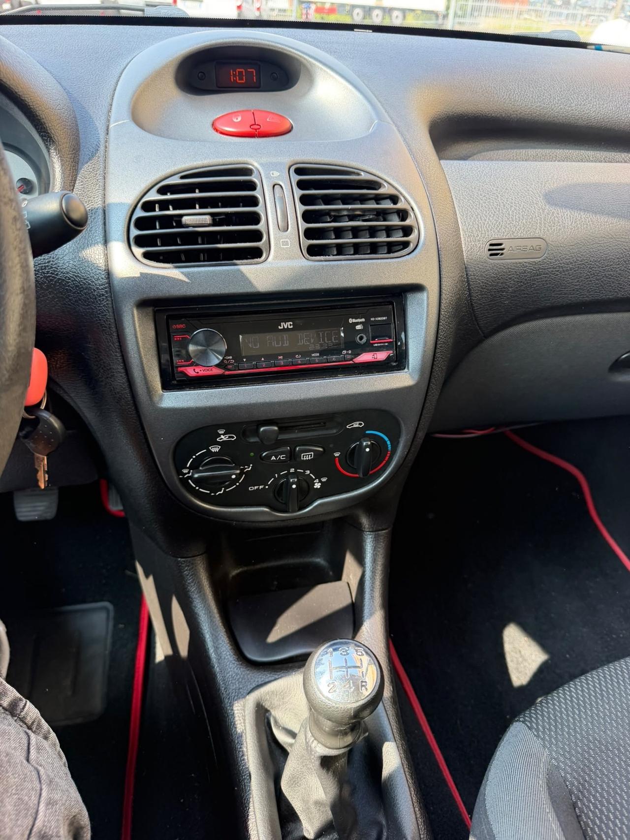 Peugeot 206 1.4 5p. Enfant Terrible