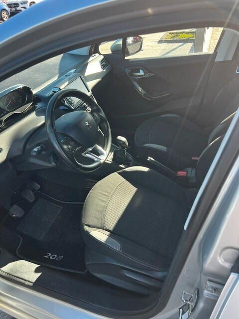 Peugeot 208 BlueHDi 75 5 porte Allure
