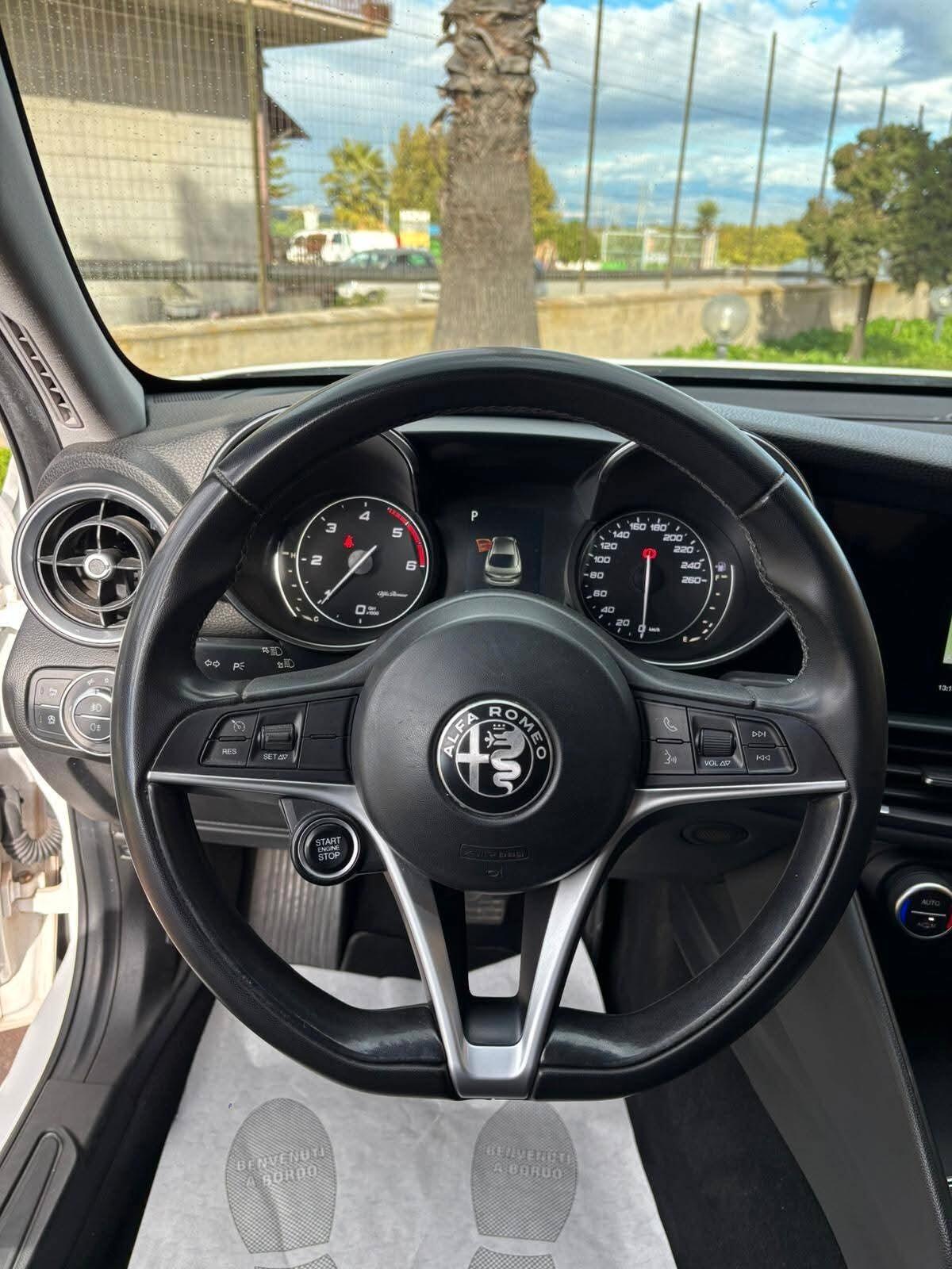 Alfa Romeo Giulia 2.2 Turbodiesel 180 CV Super