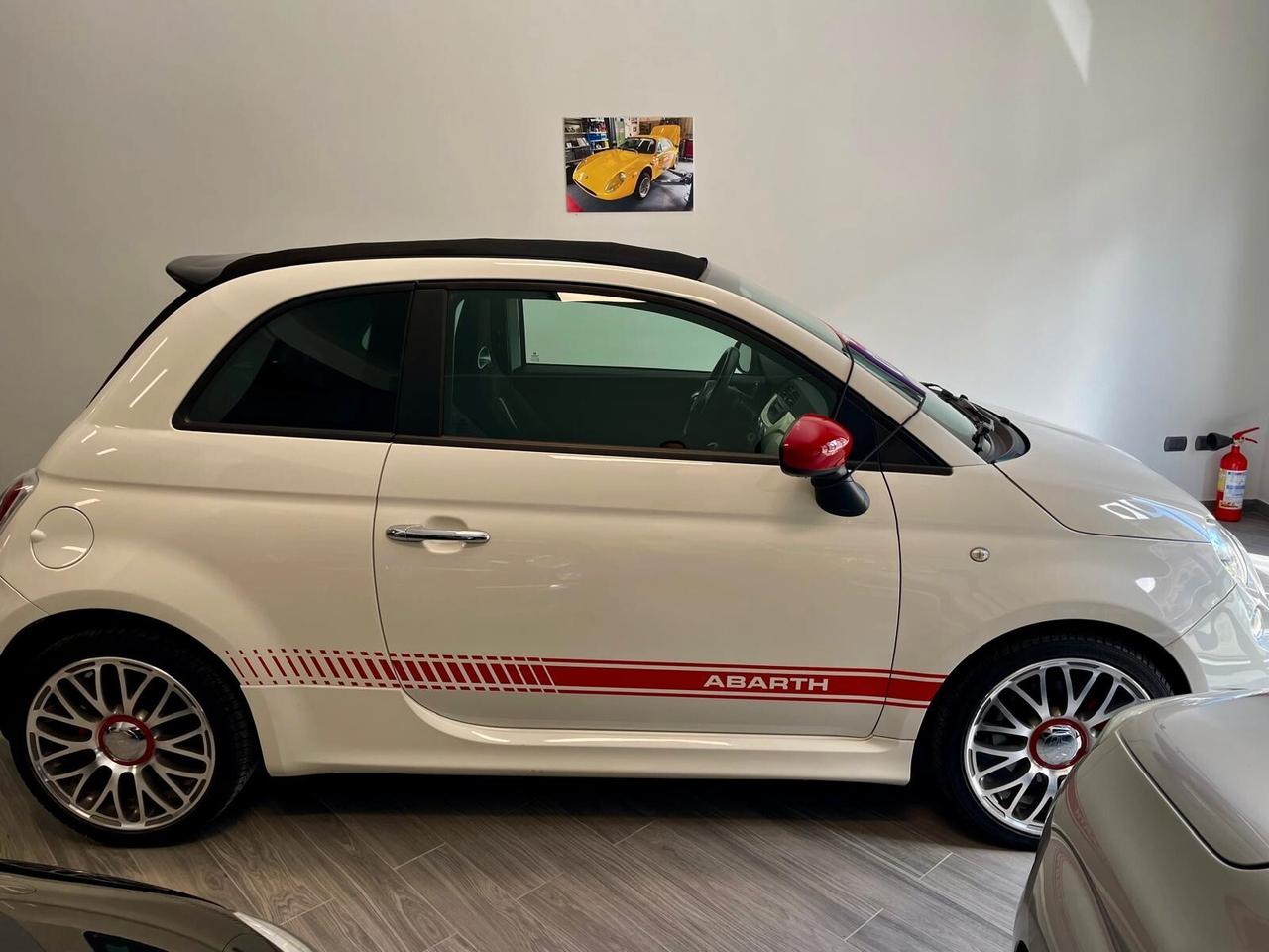 Abarth 500 C 1.4 Turbo T-Jet Custom