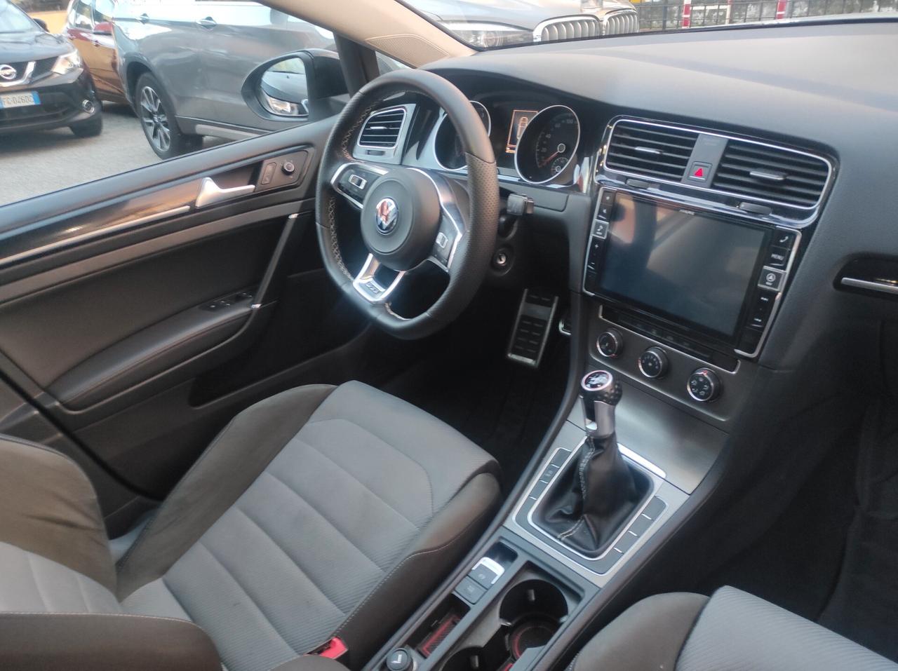 Volkswagen Golf 1.6 TDI 5p. Highline BlueMotion Technology