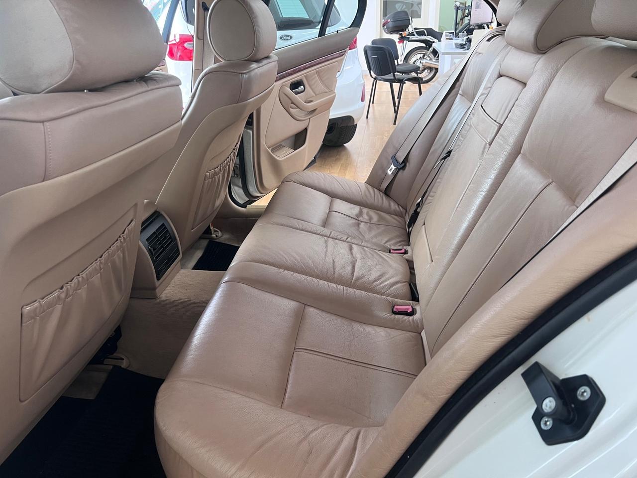 Bmw 520 520i 24V cat