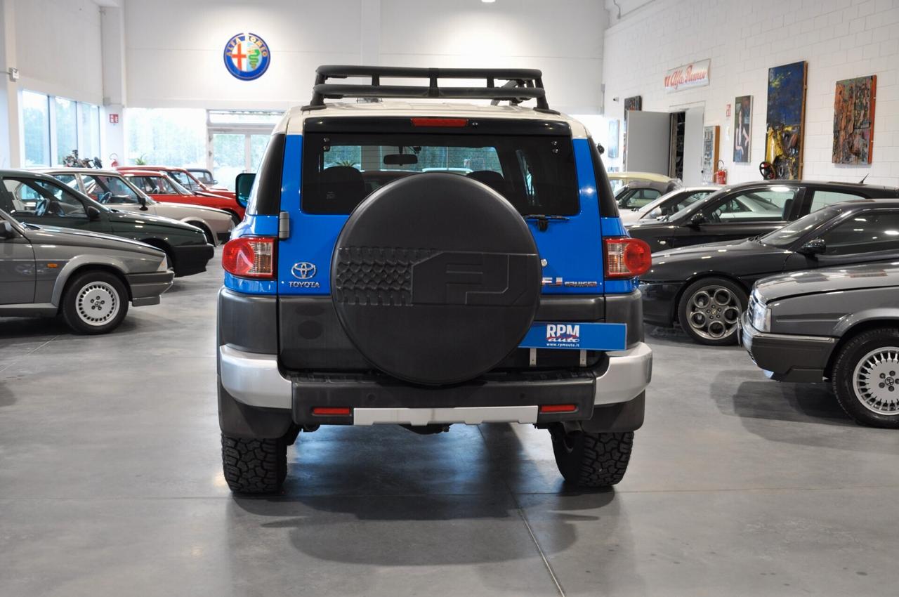 Toyota FJ Cruiser 4 WD