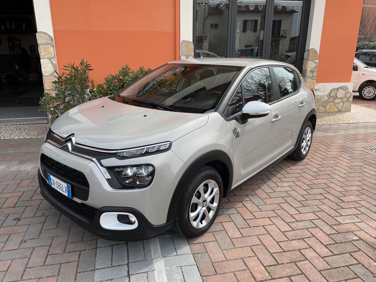 CITROEN C3 1,2 BENZINA GARANZIA 1 ANNO