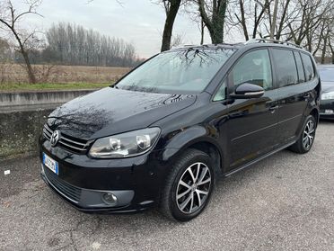 Volkswagen Touran Business 1.4 DSG Highline EcoFuel
