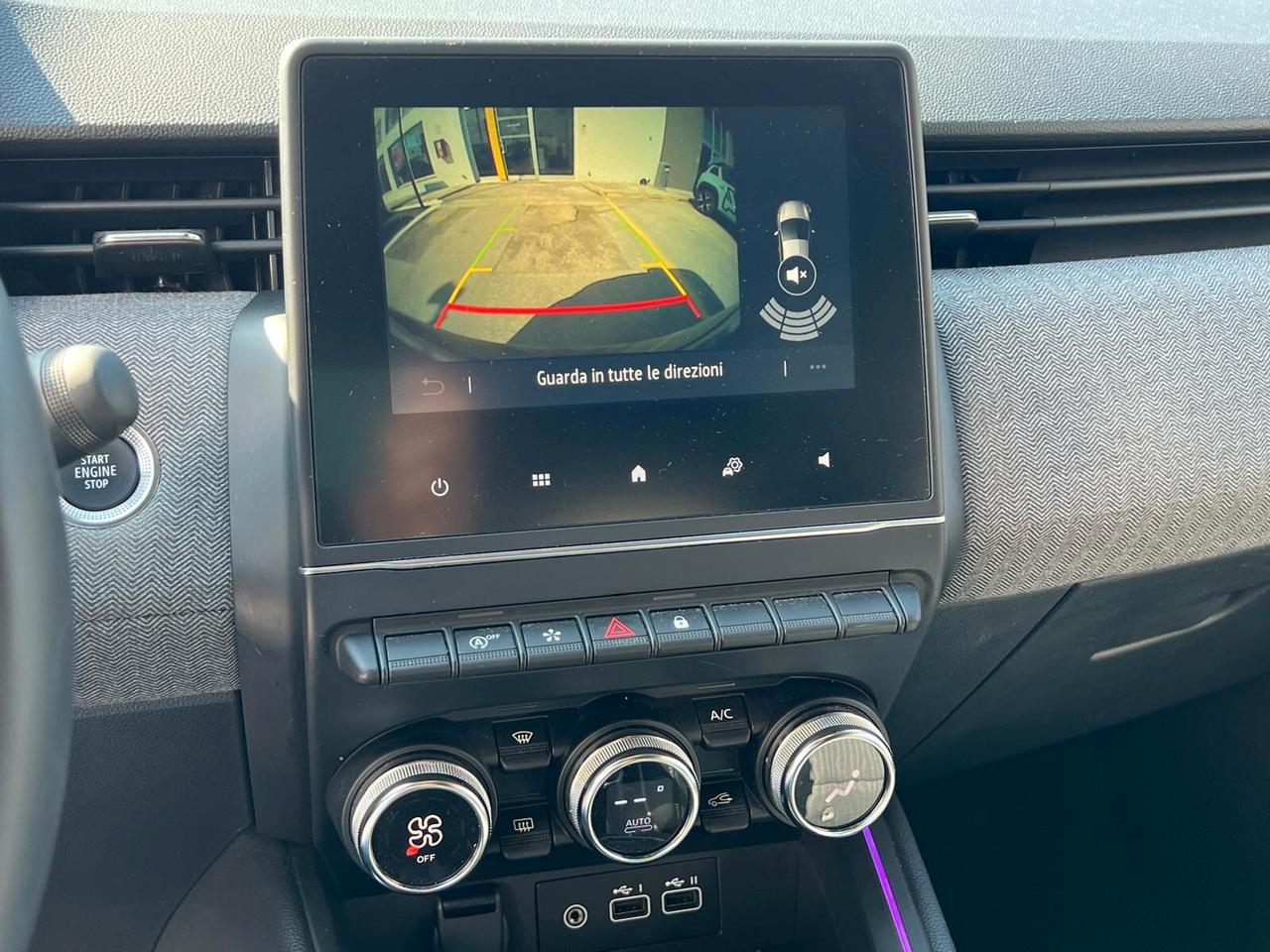 Renault Clio TCe 90 CV 5 porte Techno