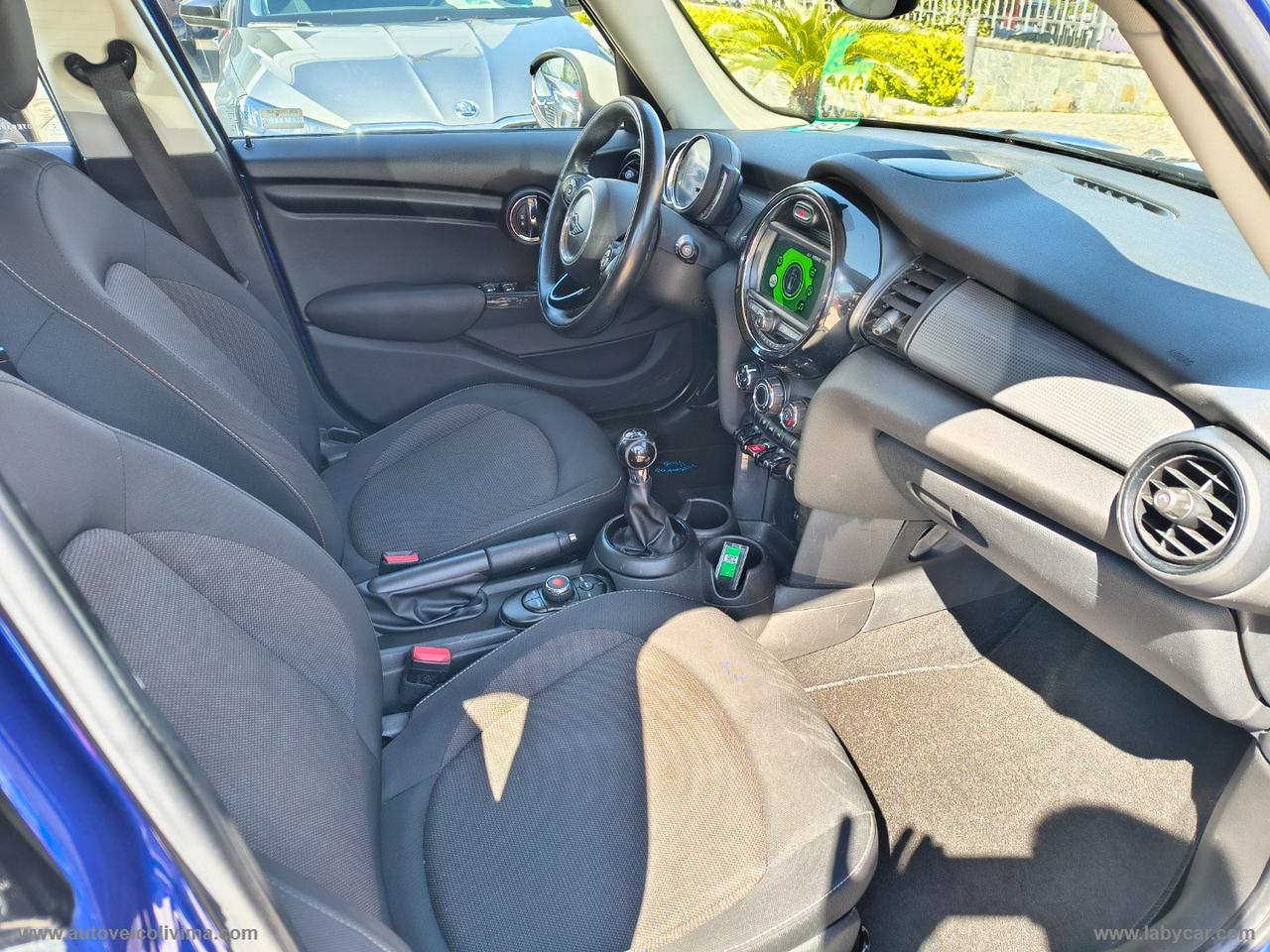 MINI Mini Cooper D Business 5 porte