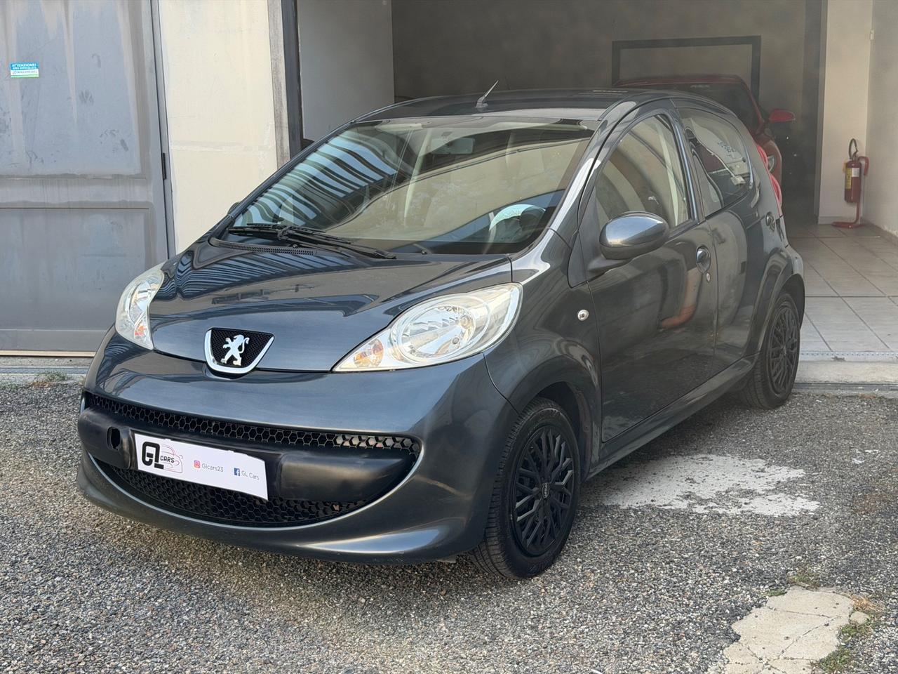 Peugeot 107 1.0 68CV 5p. Sweet Years