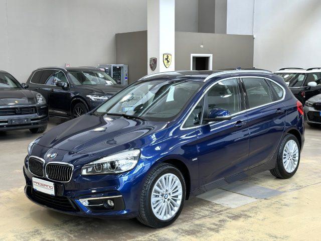 BMW 218 d Active Tourer Luxury - Pelle - LED - Unico propr