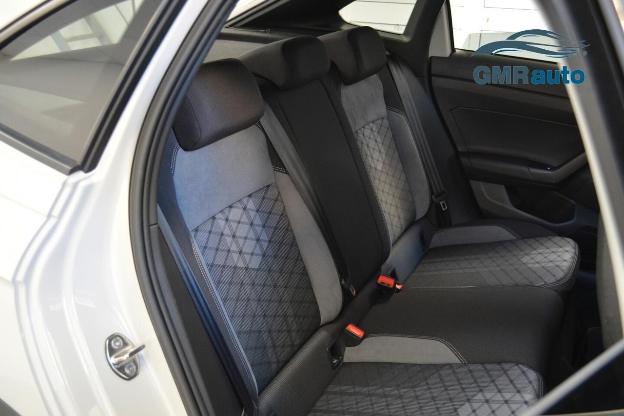 Volkswagen Taigo 1.0 TSI 115 CV DSG R-Line Plus