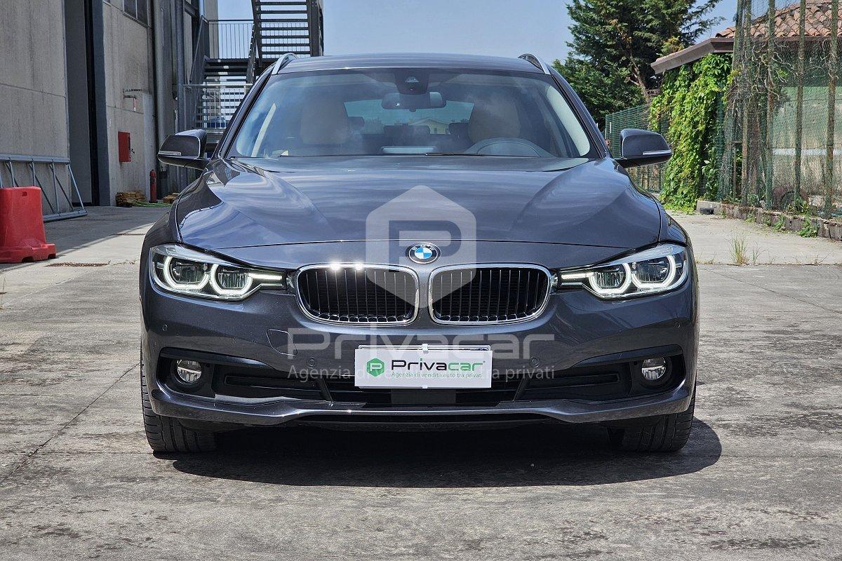 BMW 320d xDrive Touring Business Advantage