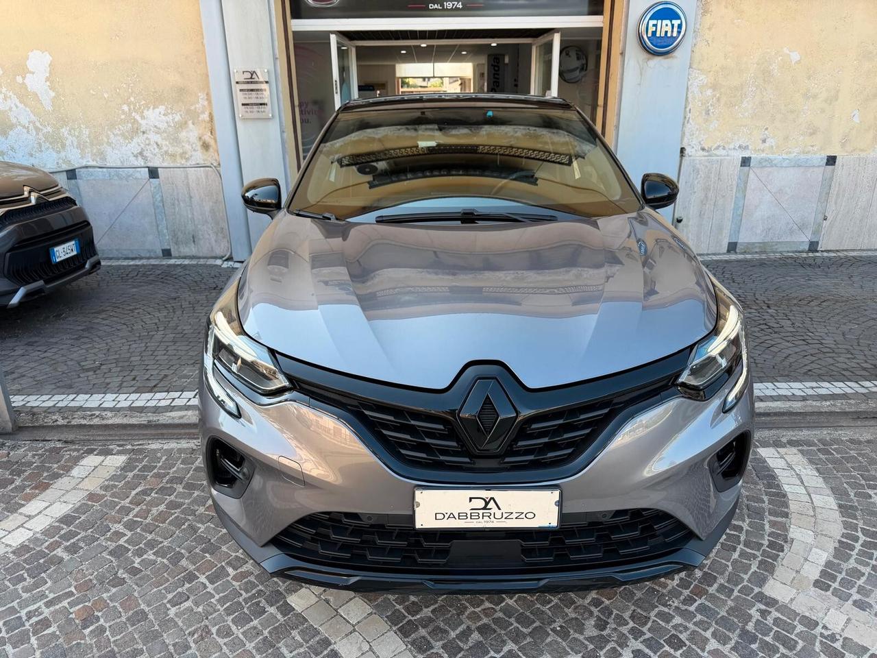 Renault Captur Full Hybrid 1.6 E-Tech 145 CV Rive Gauche