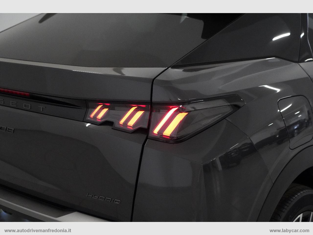 PEUGEOT 3008 Hybrid 136 e-DCS6 Allure